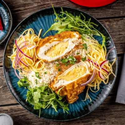 Füstölt sajttal töltött csirkemell